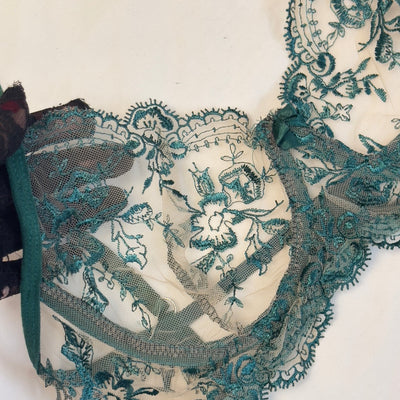 Green Embroidered Net Bra Set alternate view