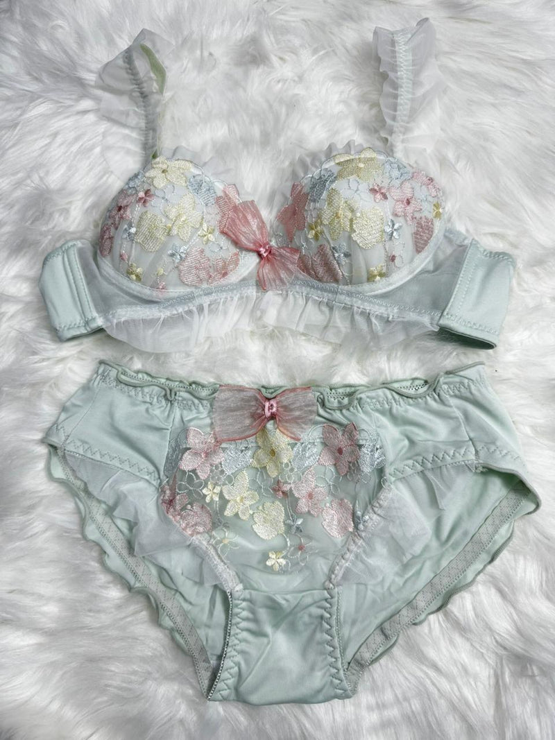 Blossom Whisper Bra Set