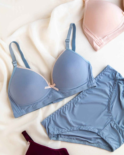 Seamless Thin Pad Smooth Bra and Panty Set - Imported Intimate Wear - BLUSHOVA Pakistan