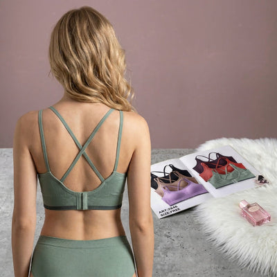 Back Hook Daily Wear Sports Bra alternate view